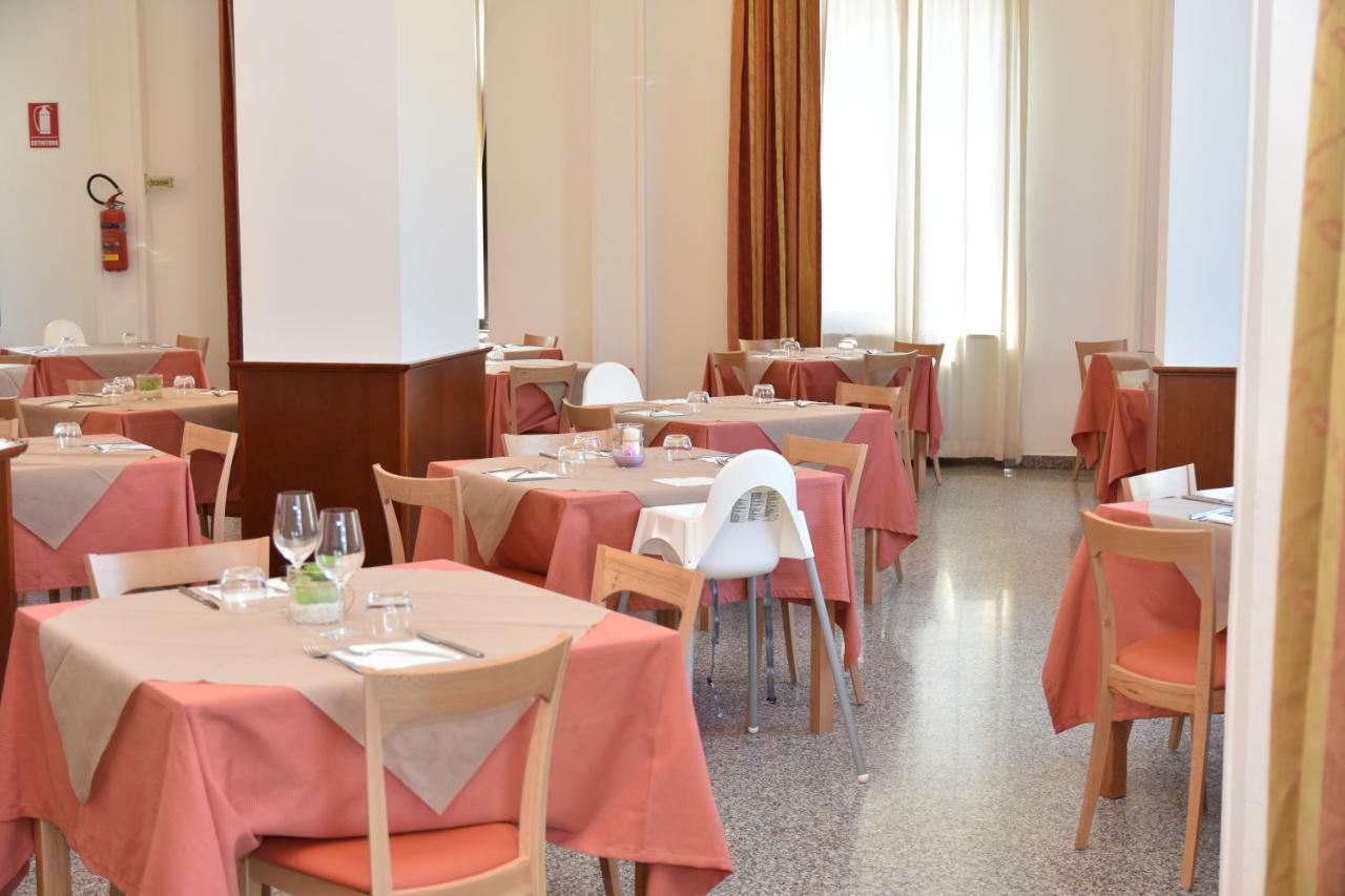 Hotel Excelsior Montesilvano Marina Exteriér fotografie